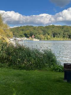 Haus am See mit Badestelle - 2