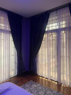 Lavish 2 Bedroom - 9