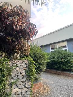 Lavish 2 Bedroom - 3