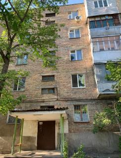 One-bedroom apartment with amenities, excellent area, close to the city center, developed infrastructure, transportation links, shops, cafes, baths, fitness centers, school, kindergartens - 1