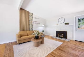 Single-Level 2BR Retreat w Hot Tub & Office - 1