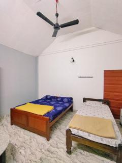 Cozy 1BKH House in a Coffee Estate in Chikmaglur - 8