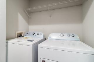 Midtown Luxury Suite - Pool - Gym - Parking - 4