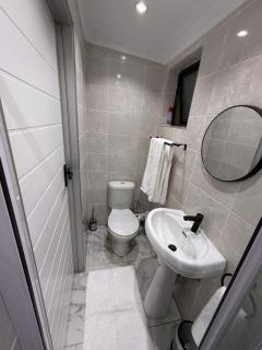 The Benjamin Guest House - 2