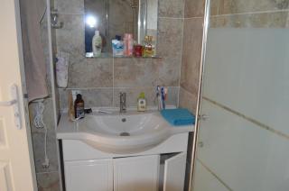 Appartement 4 pièces dans une petite résidence calme, climatisation et piscine - 2