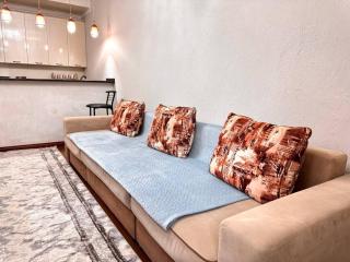 Cozy apartment on Umetalieva 84 - 0