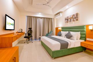 Limewood Signature - Golf Course Road - 1