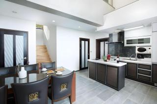 Dam and Roo Resort - Hawŏn-ni - 4