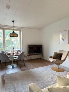 Reindeer Path Retreat River View & Nordic Charm - 0