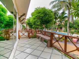 CAPITAL O961 Baan Dow Chompoo Resort - 5