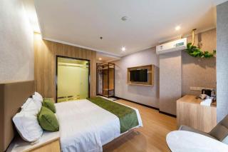 GreenTree Inn Jiangsu Suzhou Kunshan Beimen Road Express Hotel - 1