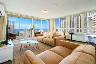 Apartment - Luxury & Fun! Views, Pool, Theatre, Mini Golf, Sleeps 10 - 0