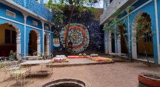 Hotel The Sun N Moon - 0