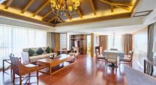 Titan Paradise Xiamen Hotel - 8