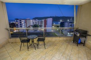 Stay at The Point Breezy Blossom - Durban - 9