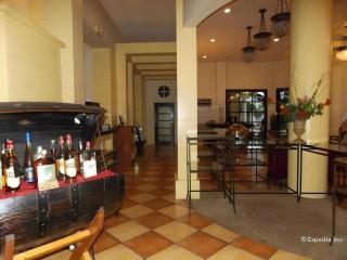 Planta Centro Bacolod Hotel & Residences - 1