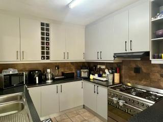 Stay on Main Family Home - 7