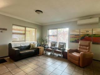 Stay on Main Family Home - 5