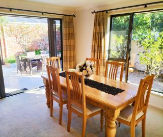 Two Totara Townhouse 3 Bedroom - 8