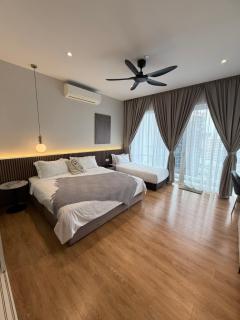 Quill Residence - Sky Glass Condo by Azmila - 2