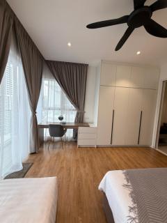 Quill Residence - Sky Glass Condo by Azmila - 8