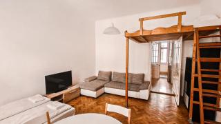 Comfy 1BR Apt for 5 Guests Next to Belvedere - 8