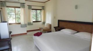 Jinta Hotel Nathon Beach - 1