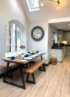 89a Church Street - Luxury One Bed Apartment with Roof Terrace - 4