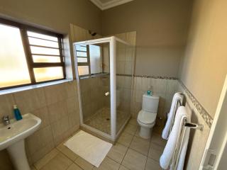 Andela Guesthouse - 1