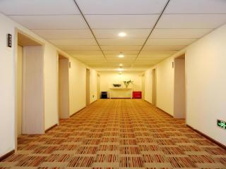 Beijing Yi Jia Hotel - 7