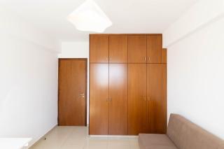 Spacious & Bright Apartment with Balcony - 6