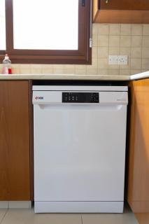 Spacious & Bright Apartment with Balcony - 1