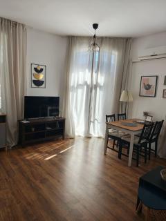 Radomir Downtown 1-bedroom Apartment with balcony - 8