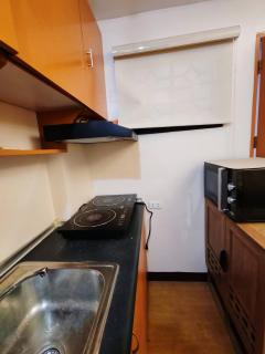 Charming 2BR Condo in Cambridge with WIFI, Smart TV - 9