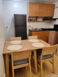 Charming 2BR Condo in Cambridge with WIFI, Smart TV - 6