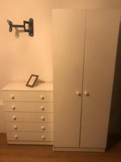 Large double room next to Elisabeth Line - 7