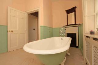 Corrib House Guest Accommodation - Galway - 8