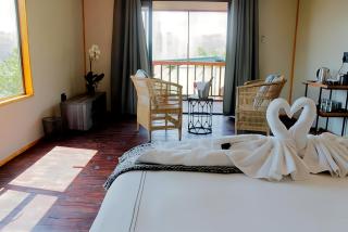 La Montagne Guest Lodge - 3