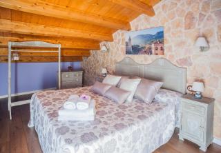 Apartamentos Rurales Millan - La Mata de los Olmos - 0
