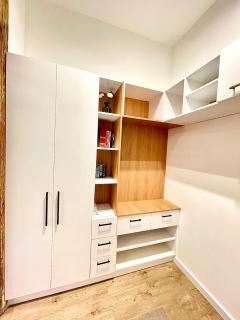 Downtown Spacious Luxury Residency - Top Central - 9