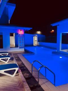 Cozy Studio-Garden Pool Restaurant, 5 mins to CBD - 0