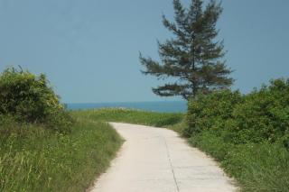 Minh Chau Beach Resort - Quang Ninh - 1
