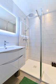 Beautiful and bright apartment - 4