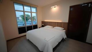 Weiss Hotels Kepong Baru - 1