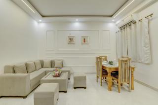 Zinnia 2-BHK Apartment With Common Gaming Zone Near Popular Malls - 5