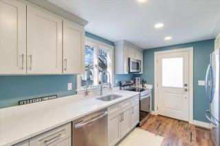 Barnacle Bay Beach House - 5