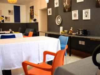 Woodpecker's Guest House - 4