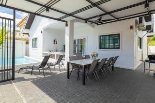 Villa Joanna, minutes from the Beach and City - 6