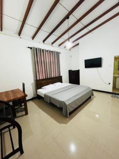 Coastal Cloud Backpackers Ahangama - 9