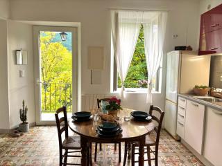 Maison au bord de la rivière - 4